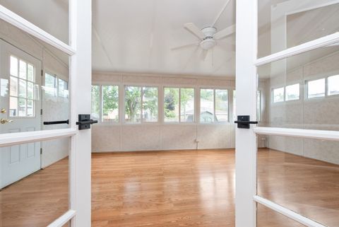 Tiny photo for 10041 S Saint Louis Avenue, Evergreen Park, IL 60805 (MLS # 12484811)