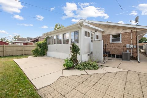 Tiny photo for 10041 S Saint Louis Avenue, Evergreen Park, IL 60805 (MLS # 12484811)