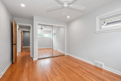 Tiny photo for 10041 S Saint Louis Avenue, Evergreen Park, IL 60805 (MLS # 12484811)