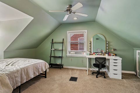 Tiny photo for 10250 S Turner Avenue, Evergreen Park, IL 60805 (MLS # 12728451)