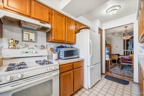 Tiny photo for 457 Valley Drive #202, Naperville, IL 60563 (MLS # 12742494)