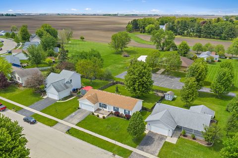 Tiny photo for 847 Quail Run RUN, DeKalb, IL 60115 (MLS # 12643151)
