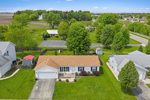 Tiny photo for 847 Quail Run RUN, DeKalb, IL 60115 (MLS # 12643151)