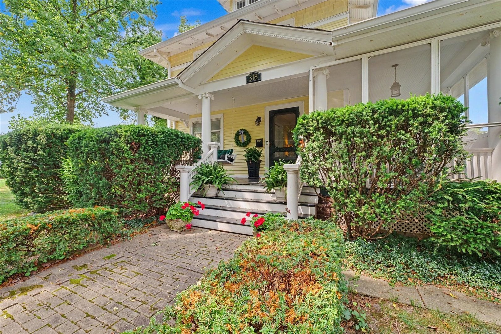 318 E Main Street