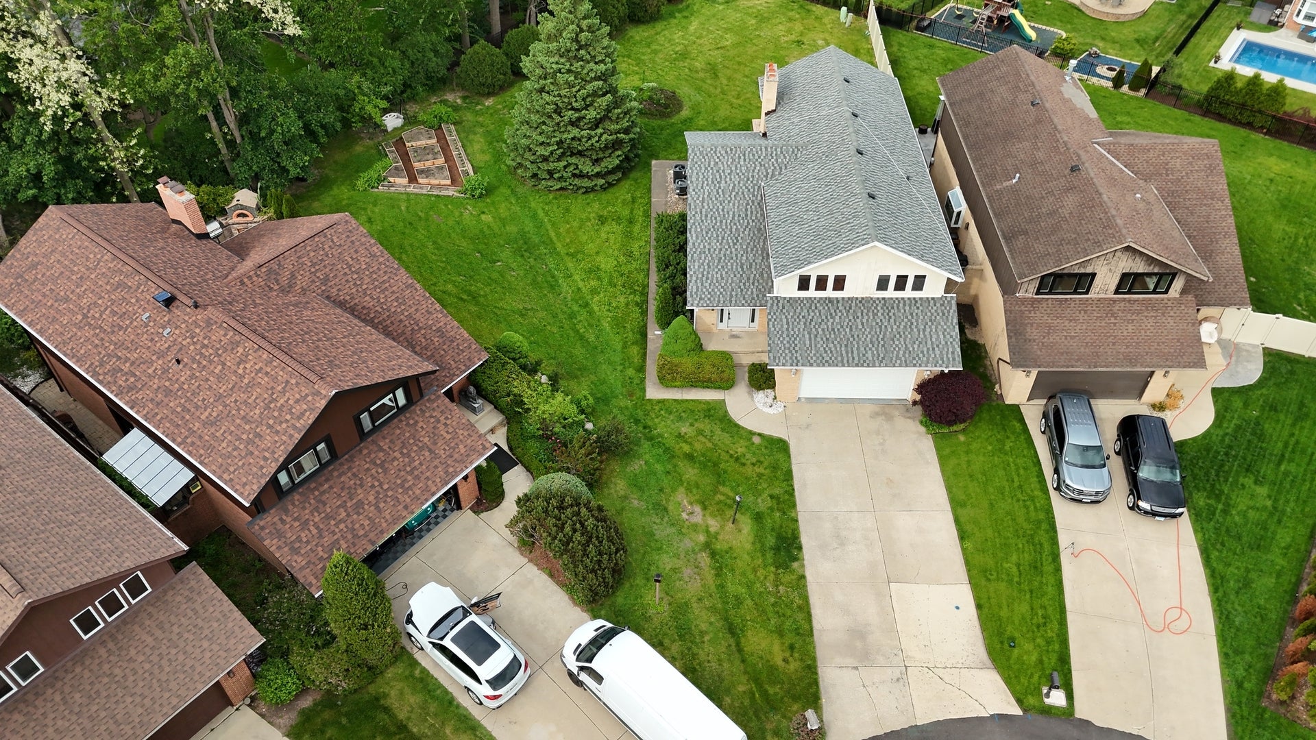 8315 Helen Court