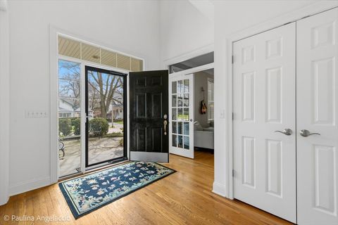 Tiny photo for 528 S Cook Street, Barrington, IL 60010 (MLS # 12607722)