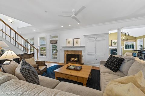 Tiny photo for 528 S Cook Street, Barrington, IL 60010 (MLS # 12607722)