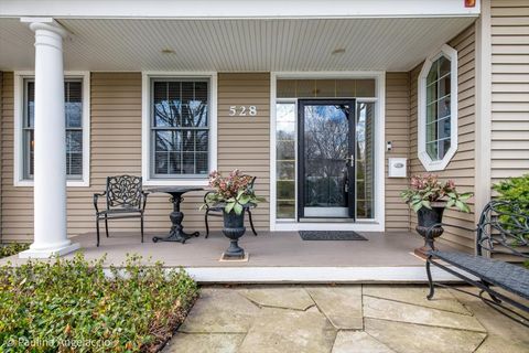 Tiny photo for 528 S Cook Street, Barrington, IL 60010 (MLS # 12607722)