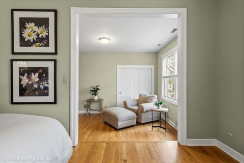 Tiny photo for 528 S Cook Street, Barrington, IL 60010 (MLS # 12607722)