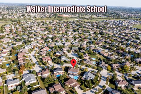 Tiny photo for 19608 Ridgemont Drive, Tinley Park, IL 60487 (MLS # 12576697)