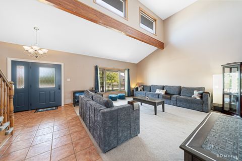 Tiny photo for 19608 Ridgemont Drive, Tinley Park, IL 60487 (MLS # 12576697)