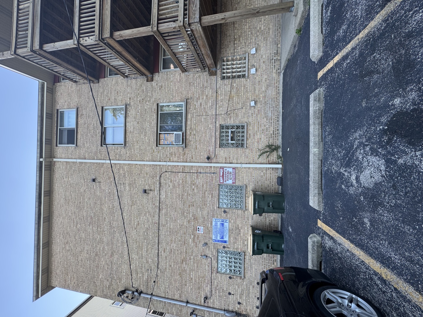 Chicago, Illinois 60645, United States, 1 Bedroom Bedrooms, ,1 BathroomBathrooms,Residential,Active,230867