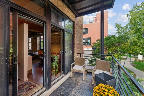 Tiny photo for 2911 N Western Avenue #111, Chicago, IL 60618 (MLS # 12762986)