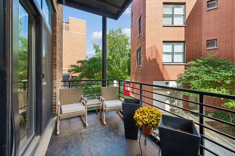 Tiny photo for 2911 N Western Avenue #111, Chicago, IL 60618 (MLS # 12762986)