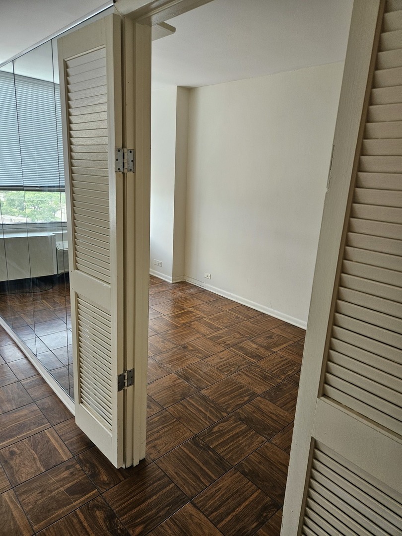 4800 S Chicago Beach Drive 1509S