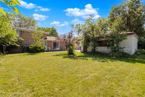Tiny photo for 15354 Dobson Avenue, South Holland, IL 60473 (MLS # 12450538)