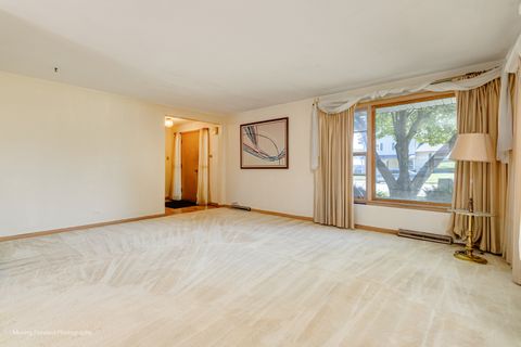 Tiny photo for 15354 Dobson Avenue, South Holland, IL 60473 (MLS # 12450538)