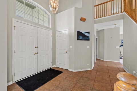 Tiny photo for 521 Winslow Way, Lake In The Hills, IL 60156 (MLS # 12695823)