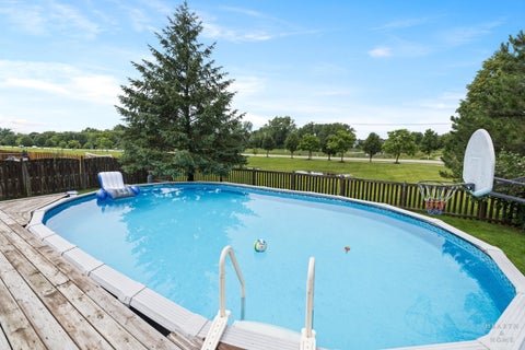Tiny photo for 521 Winslow Way, Lake In The Hills, IL 60156 (MLS # 12695823)
