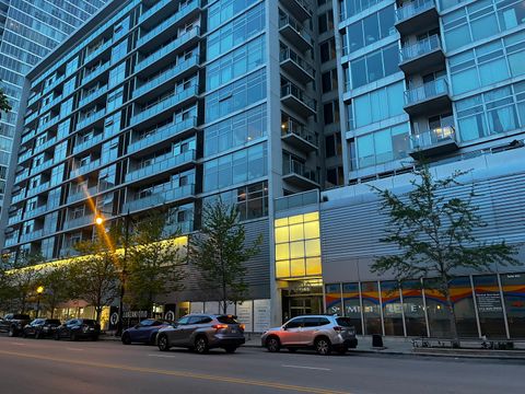 1620 S Michigan Avenue 813 Chicago IL 60616