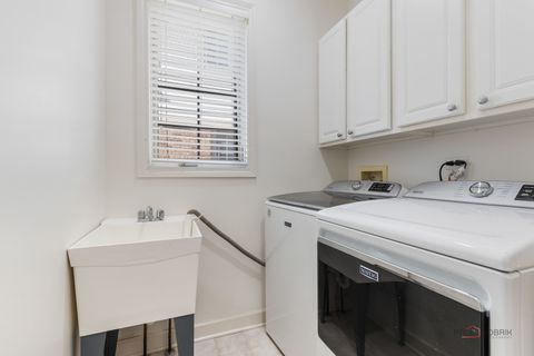 Tiny photo for 1819 Dunhill Circle, Glenview, IL 60025 (MLS # 12530799)