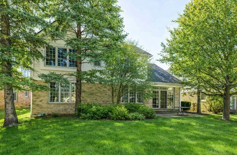 Tiny photo for 1819 Dunhill Circle, Glenview, IL 60025 (MLS # 12530799)