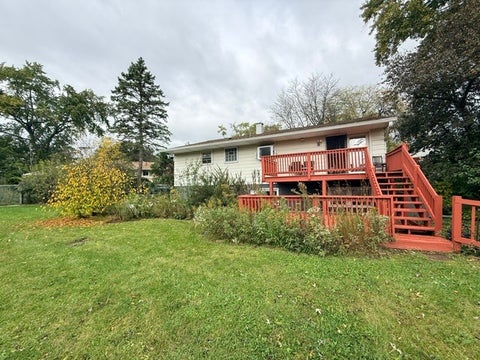 Tiny photo for 9 Greenwood Court S, Buffalo Grove, IL 60089 (MLS # 12786249)