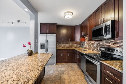 Tiny photo for 5455 N Sheridan Road #711, Chicago, IL 60640 (MLS # 12585871)