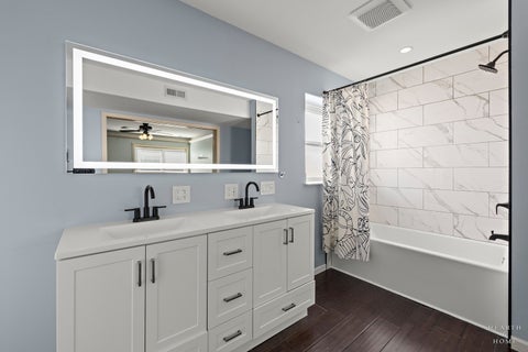 Tiny photo for 6051 N Marmora Avenue, Chicago, IL 60646 (MLS # 12762708)