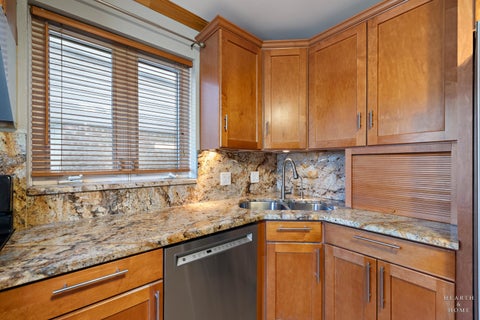 Tiny photo for 6051 N Marmora Avenue, Chicago, IL 60646 (MLS # 12762708)