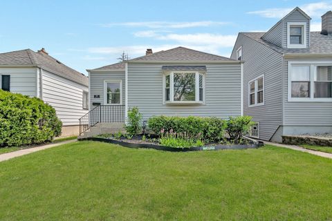 3811 N Pioneer Avenue Chicago IL 60634