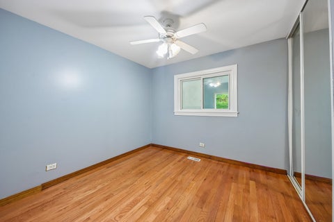 Tiny photo for 670 Lakeview Lane, Hoffman Estates, IL 60169 (MLS # 12623350)