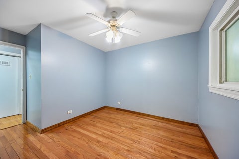 Tiny photo for 670 Lakeview Lane, Hoffman Estates, IL 60169 (MLS # 12623350)
