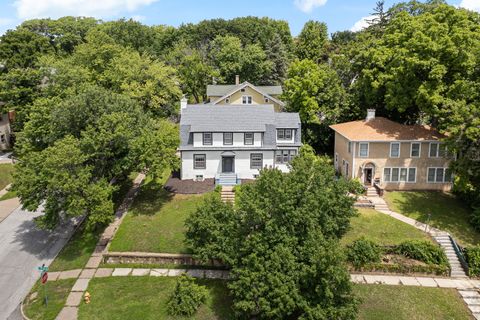 Tiny photo for 1200 E 9th Street, Davenport, IA 52803 (MLS # 12688556)