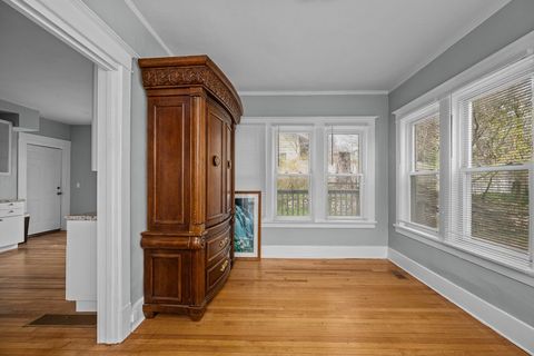 Tiny photo for 1200 E 9th Street, Davenport, IA 52803 (MLS # 12688556)