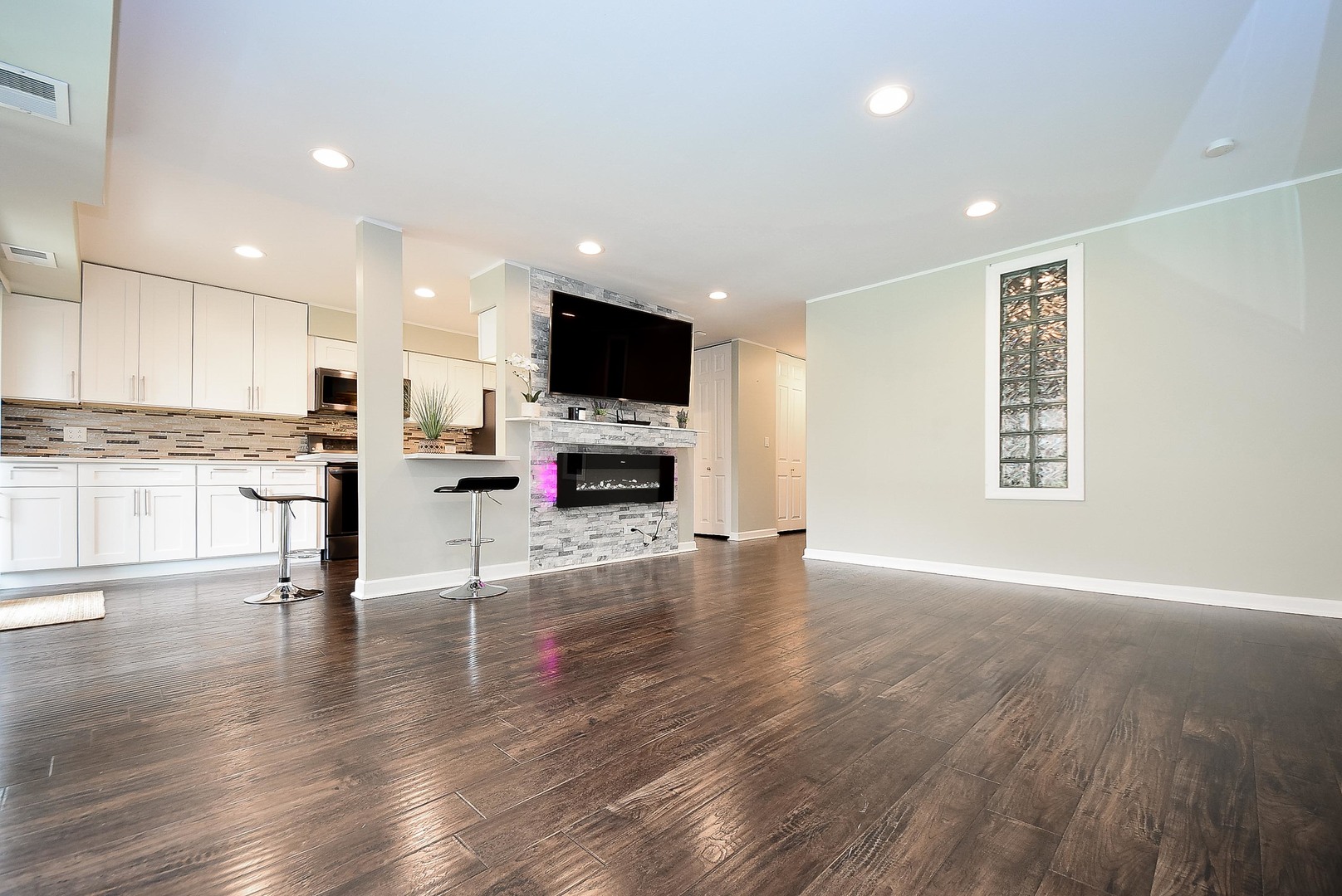 1103 S Hunt Club Drive 127