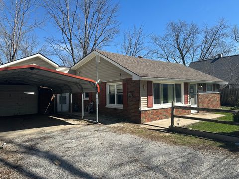 Tiny photo for 15507 36th Avenue, East Moline, IL 61244 (MLS # 12612393)