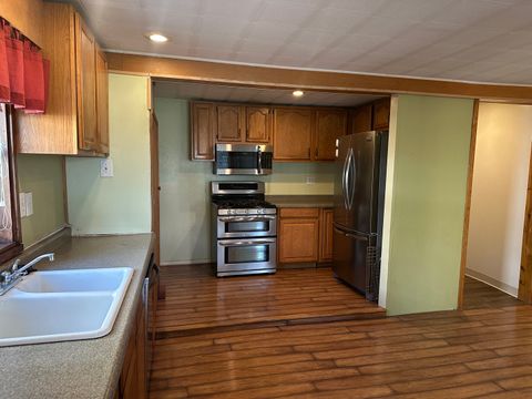 Tiny photo for 15507 36th Avenue, East Moline, IL 61244 (MLS # 12612393)