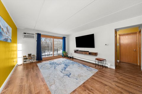 Tiny photo for 7932 W 93rd Street #2A, Hickory Hills, IL 60457 (MLS # 12550637)