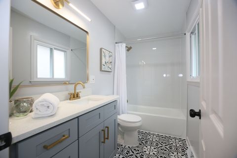 Tiny photo for 728 N Parker Street, Elmhurst, IL 60126 (MLS # 12547334)