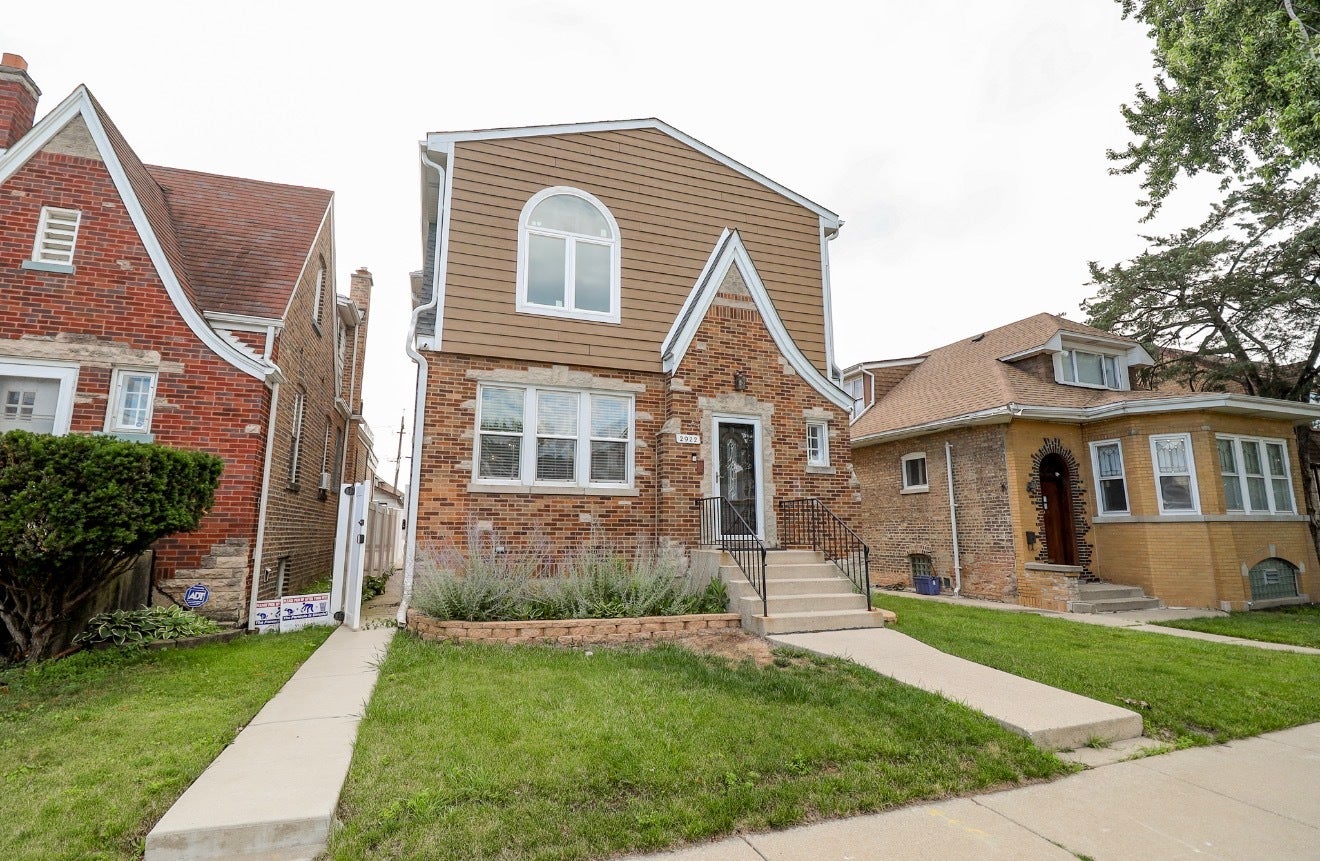 2922 N New England Avenue - Photo 2