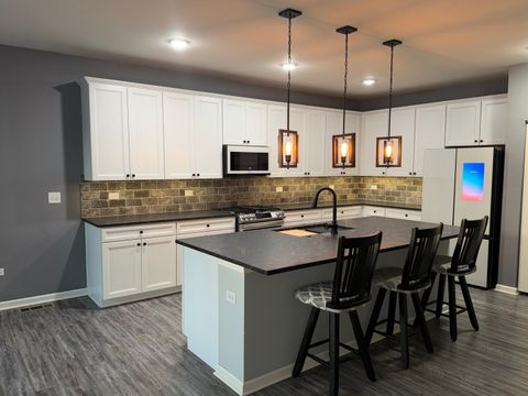 Tiny photo for 713 Long Ridge Trail, Minooka, IL 60447 (MLS # 12627886)