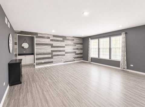 Tiny photo for 713 Long Ridge Trail, Minooka, IL 60447 (MLS # 12627886)