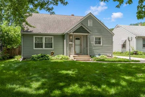 Tiny photo for 1016 Luther Avenue, Rockford, IL 61107 (MLS # 12692425)