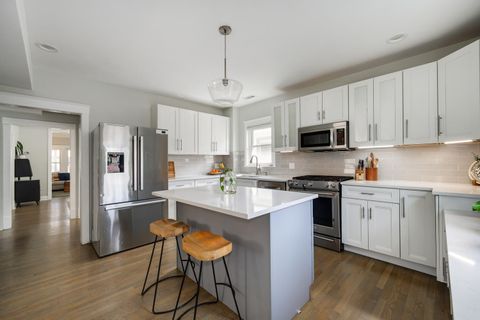 Tiny photo for 1135 Clarence Avenue, Oak Park, IL 60304 (MLS # 12582060)