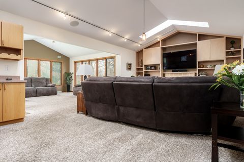 Tiny photo for 1756 APALOOSA Court, Rockford, IL 61107 (MLS # 12615642)