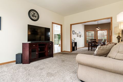 Tiny photo for 1756 APALOOSA Court, Rockford, IL 61107 (MLS # 12615642)