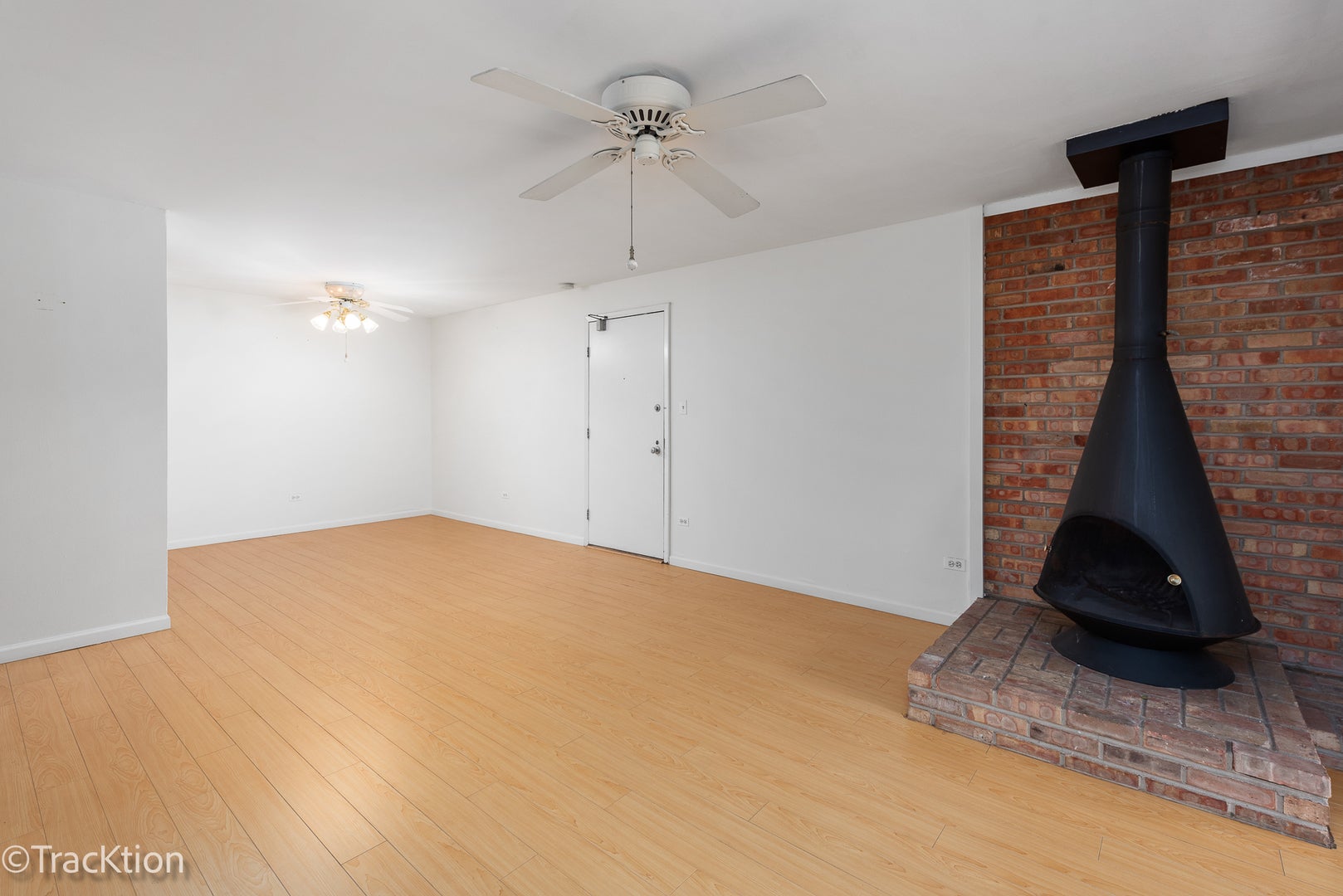 6147 Knoll Wood Court 204