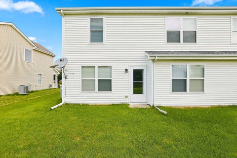 Tiny photo for 1979 Diamond Head Trail, Pingree Grove, IL 60140 (MLS # 12738181)