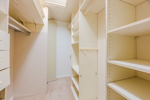 Tiny photo for 920 Vose Drive #304, Gurnee, IL 60031 (MLS # 12582290)